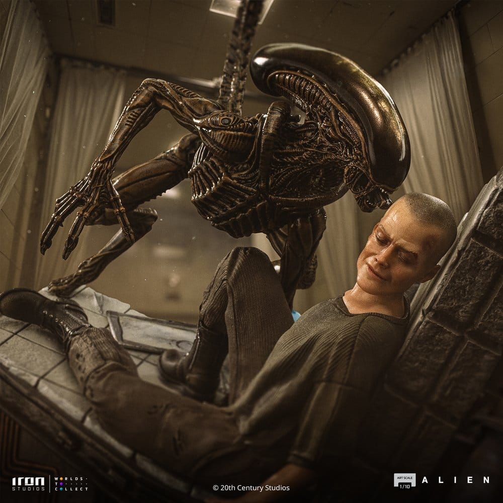 Alien 3 - Ellen Ripley and Dog Alien - Art Scale 1/10 - 23 cm