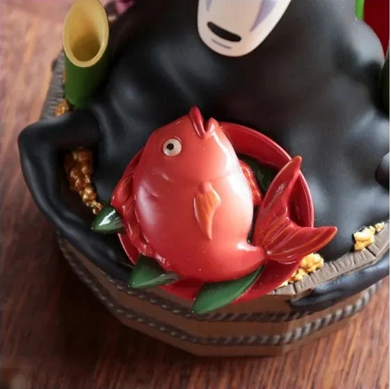 SPIRITED AWAY - No Face Golden Bucket & Bamboos - Diorama 18cm