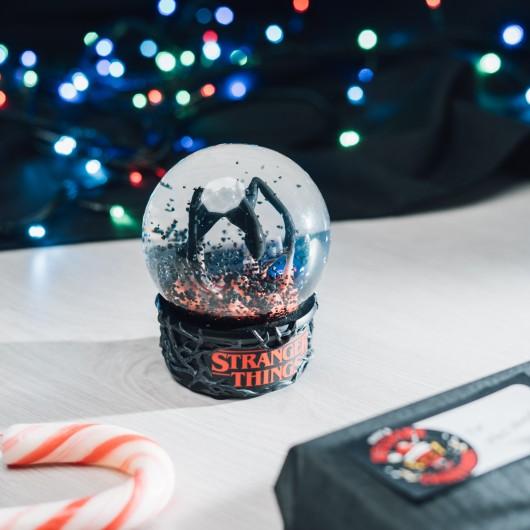 STRANGER THINGS - Snow Globe 80mm