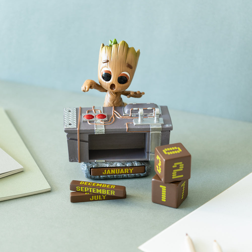 GROOT - Ewiger 3D-Kalender aus Kunstharz
