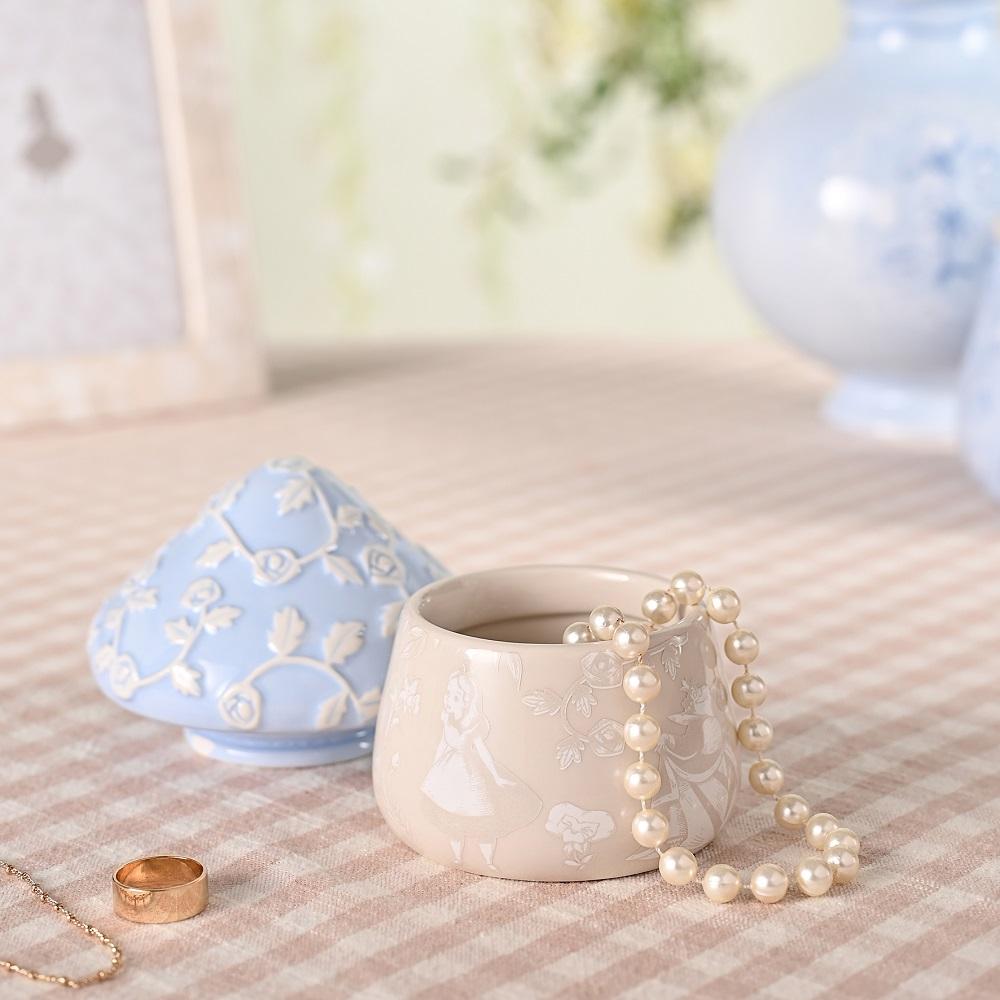 ALICE IN WONDERLAND - Mushroom - Embossed Trinket Box