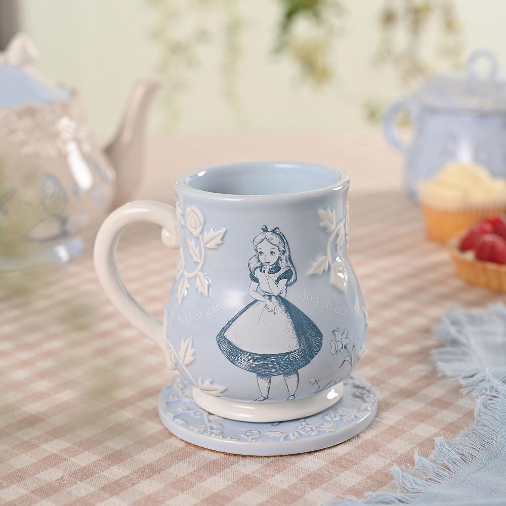 ALICE IN WONDERLAND - Alice - Embossed Mug 11Oz