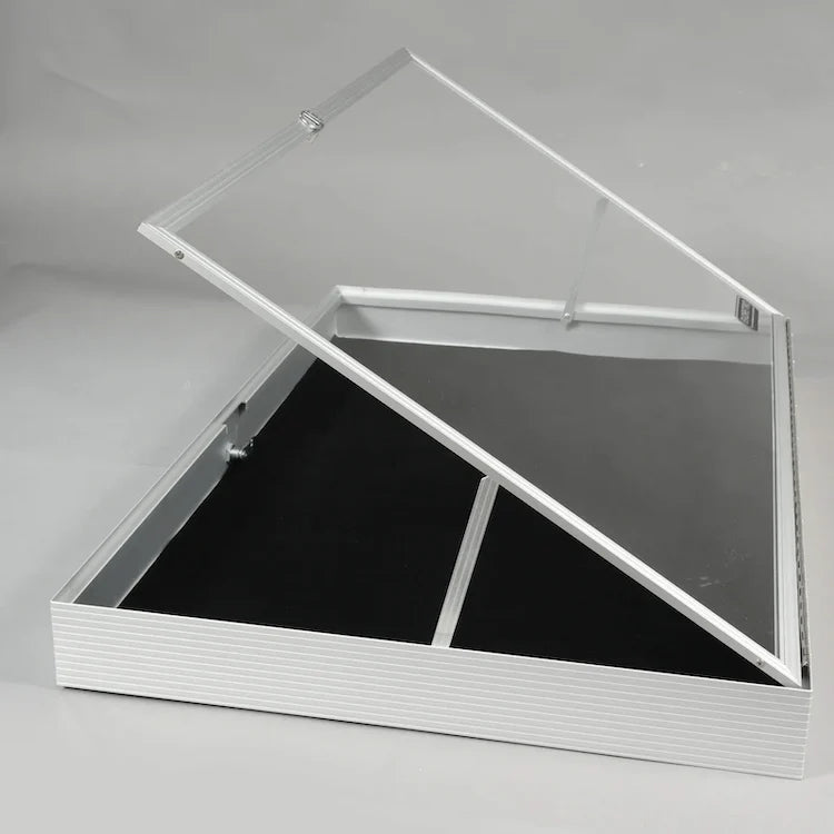 EVORETRO - Show Case Aluminium/Acrylic 91x60x10cm With Secure
