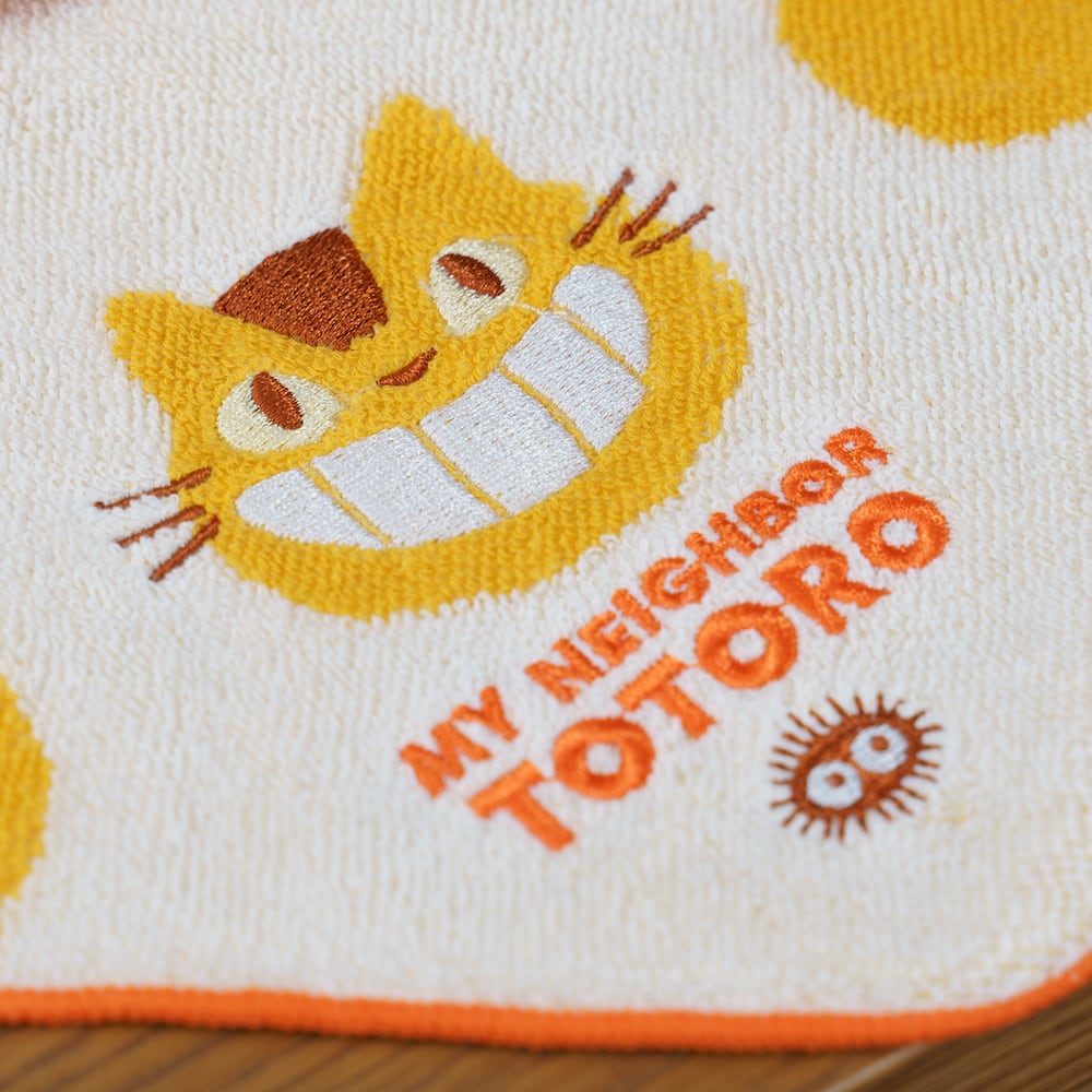 MY NEIGHBOR TOTORO - Catbus - Towel with loop 33x33cm