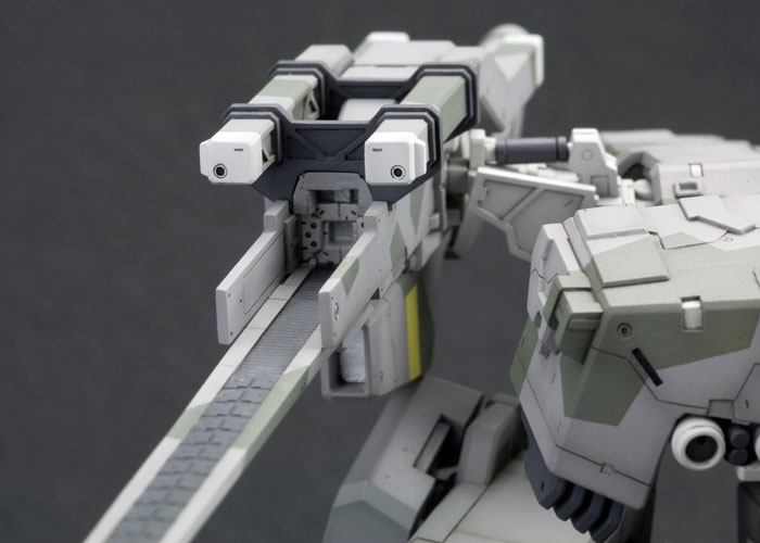 METAL GEAR SOLID - Metal Gear Rex - Model Kit 1/100 22cm