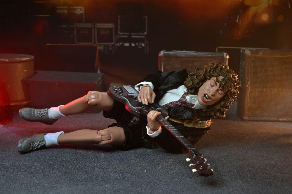 AC-DC - Angus Young "Highway To Hell" - Clothed Figure 20cm