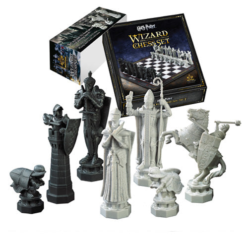 HARRY POTTER - Wizard Chess Set