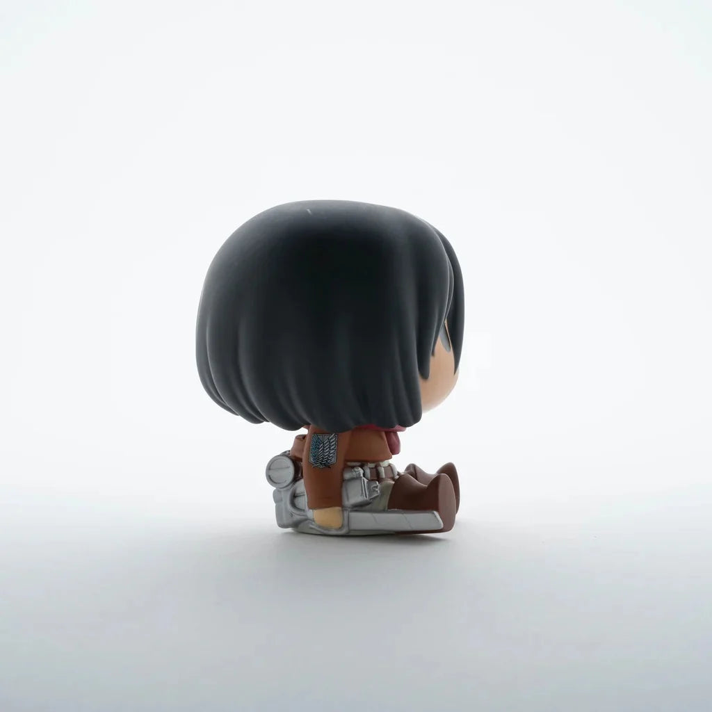 ATTACK ON TITAN – Mini-Spardose – Chibi Mikasa – 13 cm