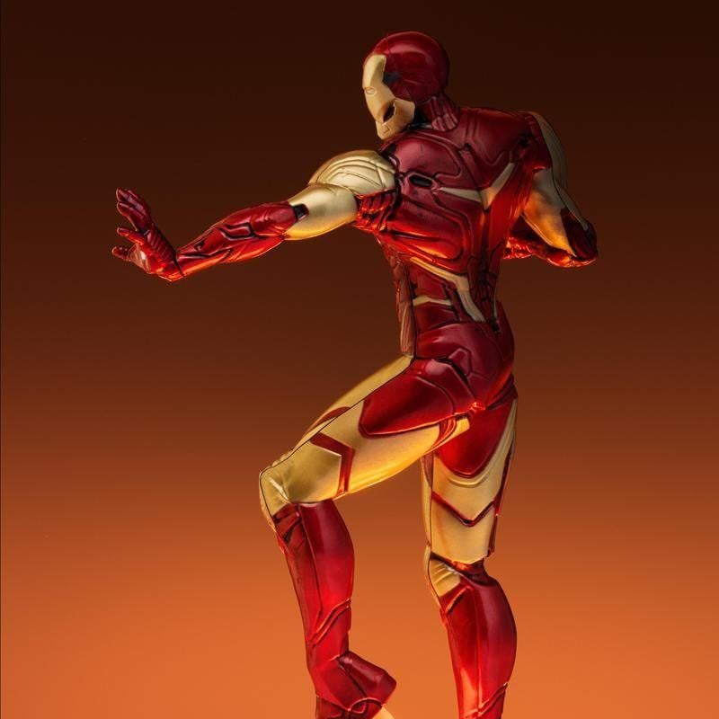 MARVEL - Iron Man - Diorama Light 31cm