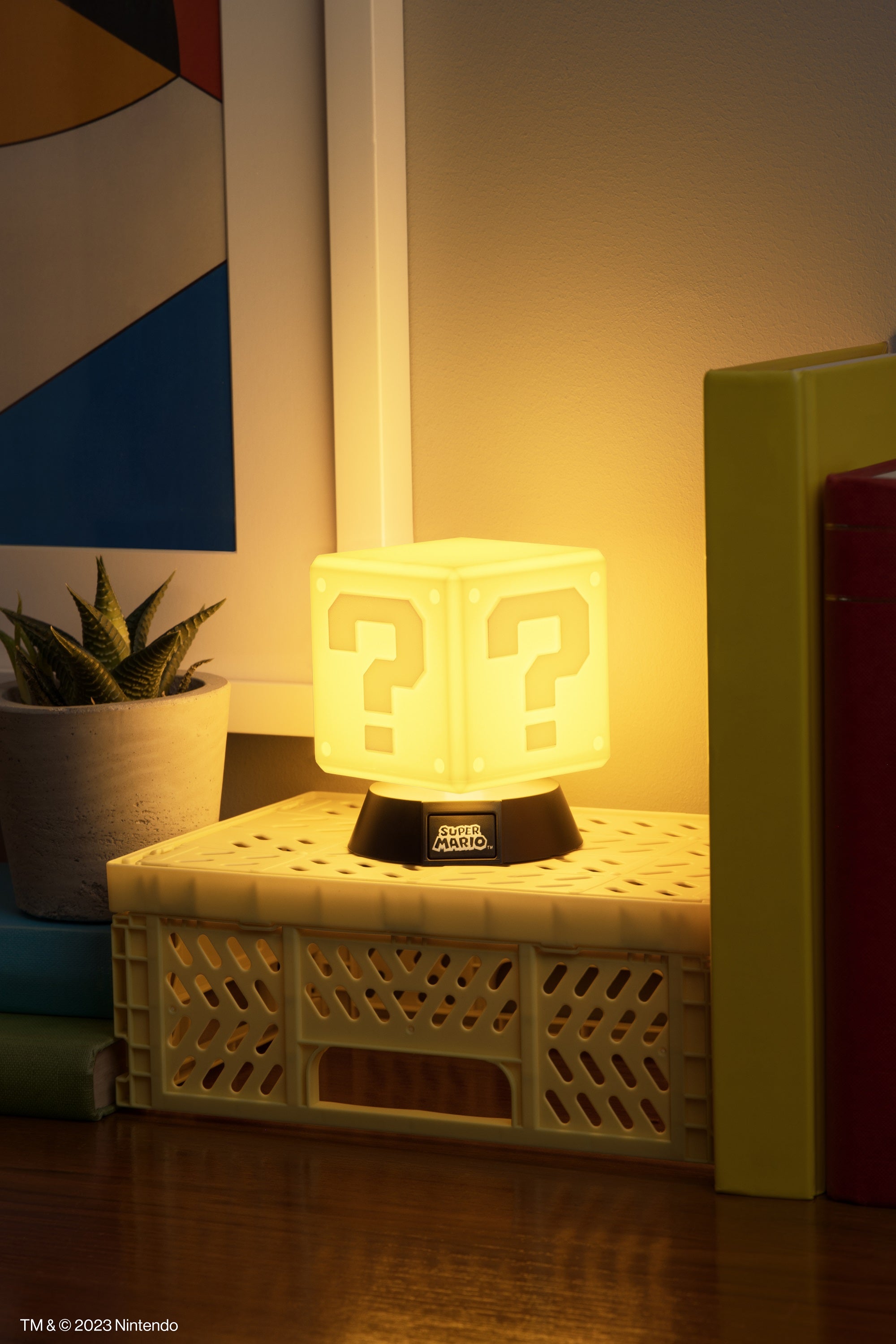 SUPER MARIO - Question Block - Icon Light - 3.9inch