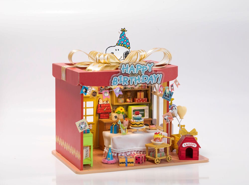 PEANUTS - Birthday Party - Wood Model Kit