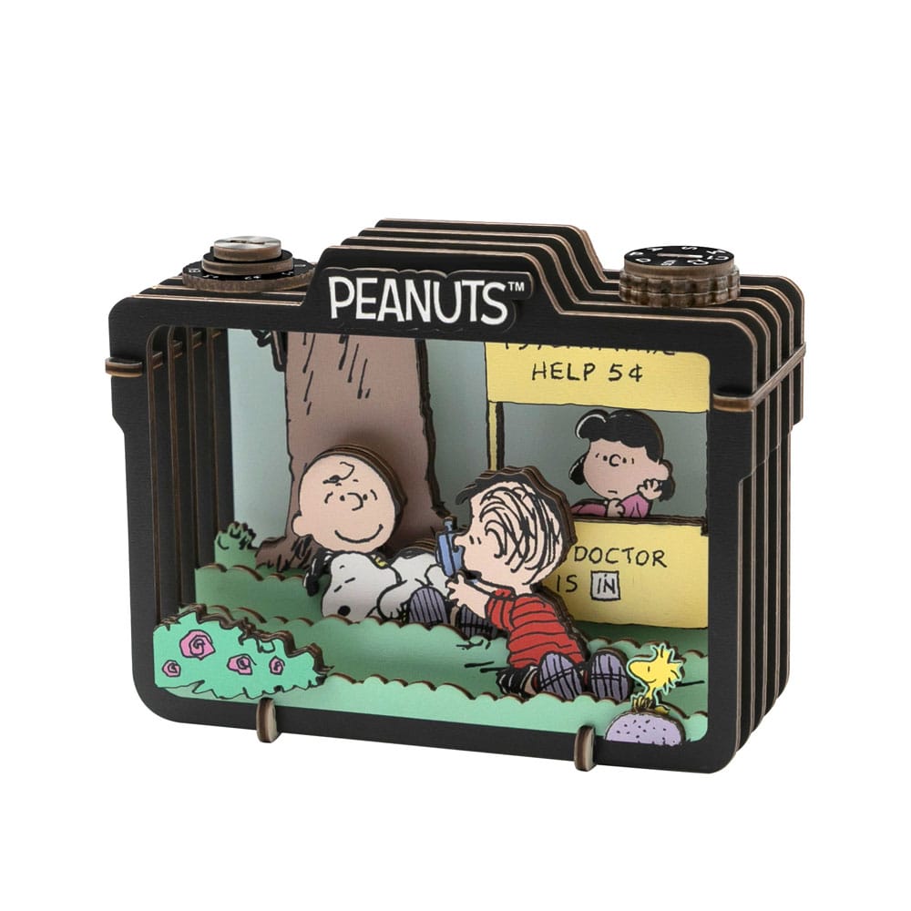 PEANUTS - Summer Snapshot - Wood Model Kit Theater