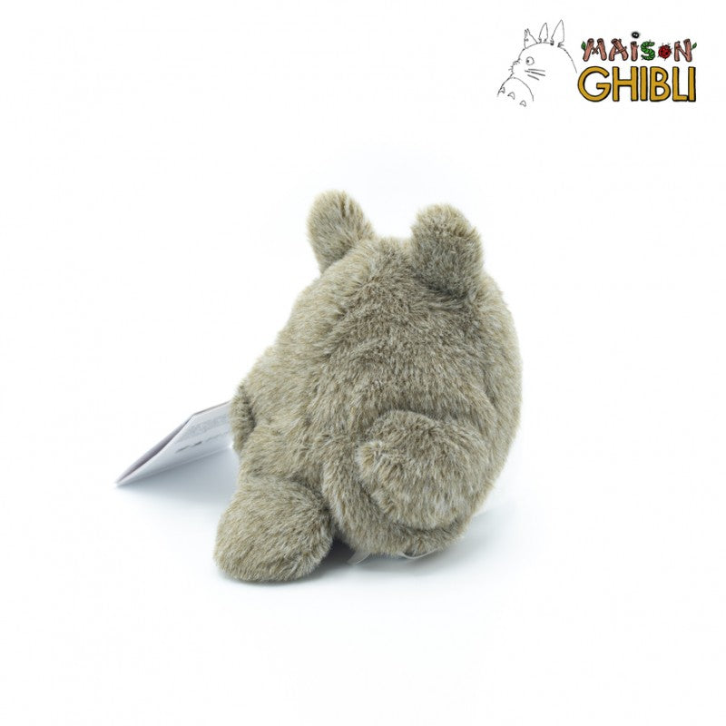 MEIN NACHBAR TOTORO – Grauer liegender Totoro – Flauschiger Sitzsack aus Plüsch, 7 cm