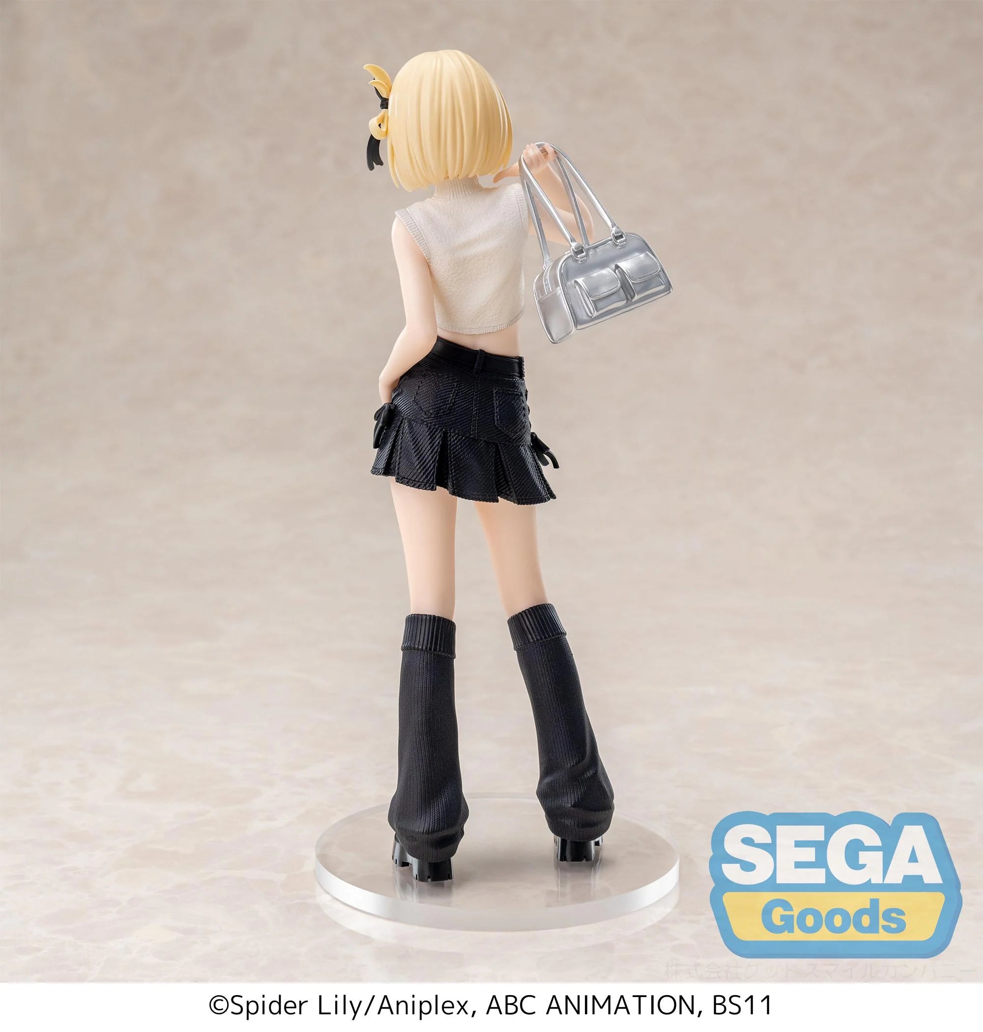 LYCORIS RECOIL - Chisato "Street Snap" - Figure High Premium 20cm