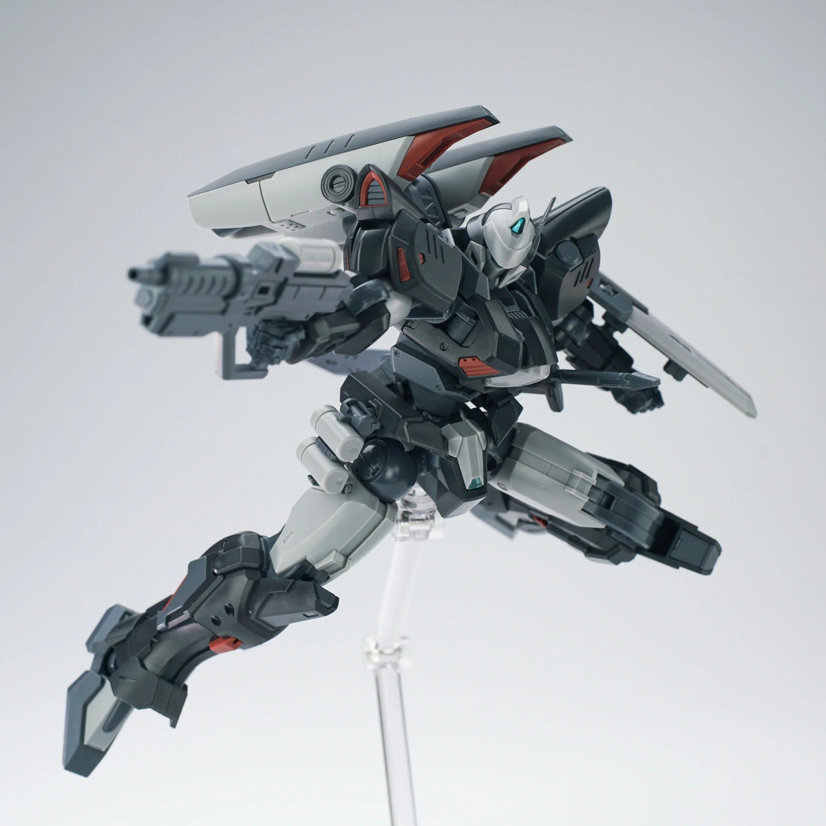 SHEIK MAINLAND - Ultra Action Trooper Stag II (Grey) - Model Kit 1/144