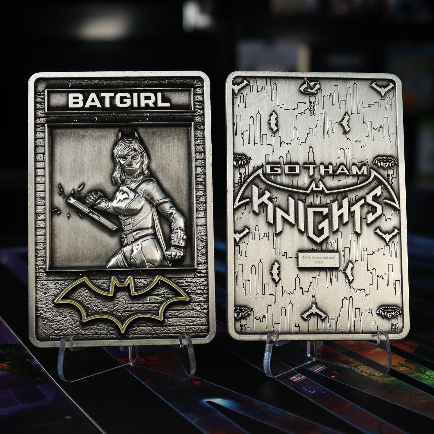 GOTHAM KNIGHTS - Batgirl - Metallbarren in limitierter Auflage
