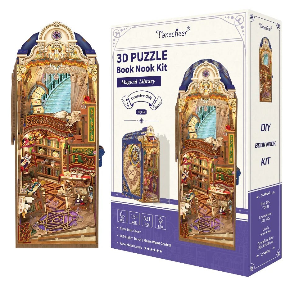 BOOK NOOK KIT - DIY- Magical library - 521pcs + LED Light