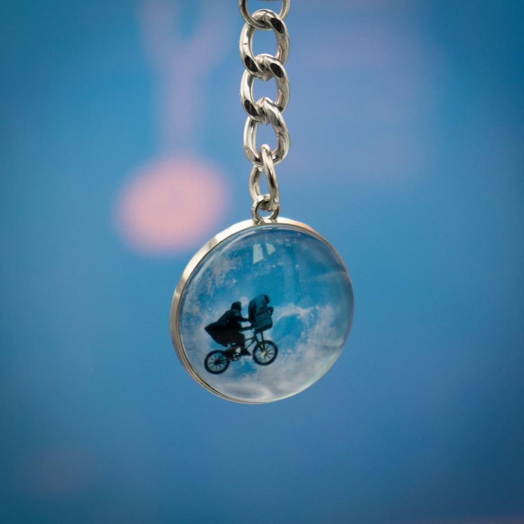 E.T. - Moon - Limited Edition Keyring