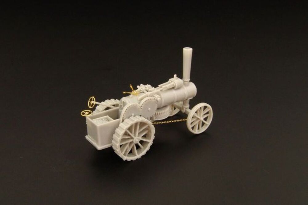 Self proppeled locomobile