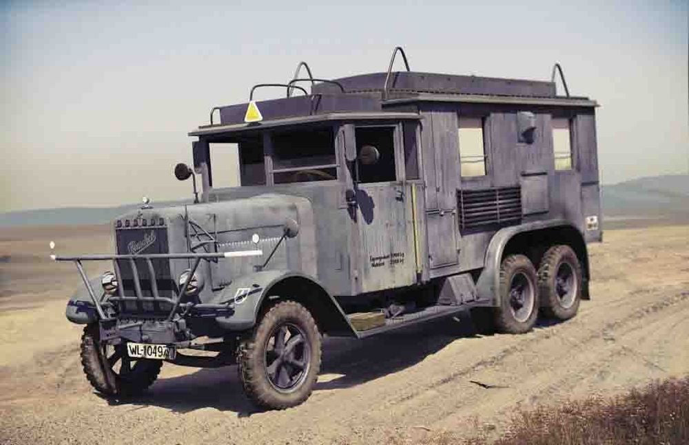 Henschel 33 D1 Kfz. 72