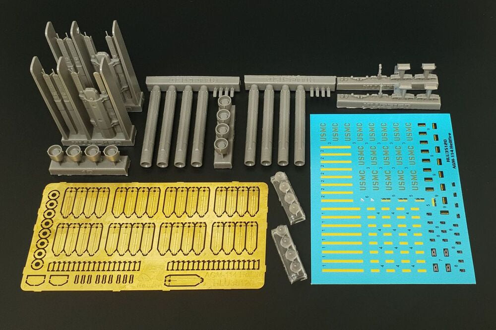 AGM-114 Hellfire (8pcs 2 racks)