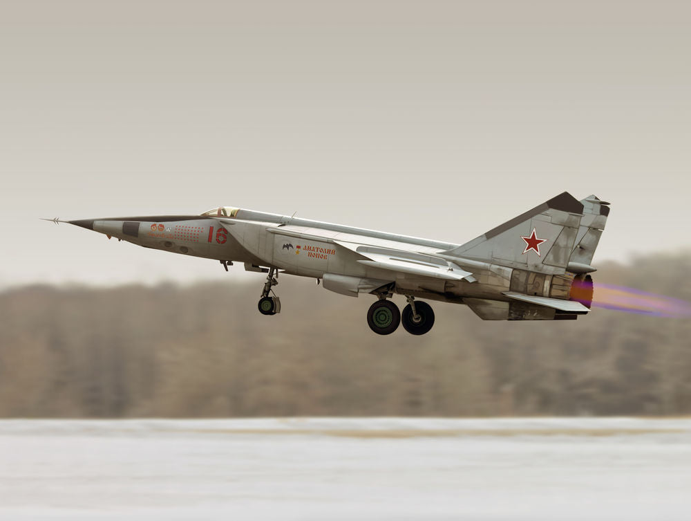 MiG-25 RBT,Soviet Reconnaissance Plane (100% new molds)