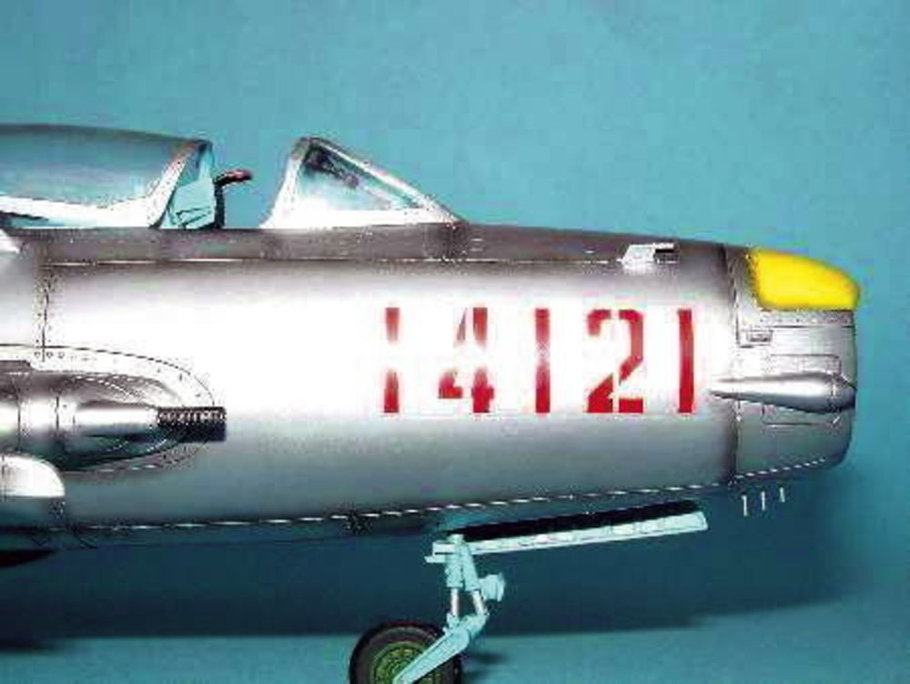 MiG-19 PM Farmer E/Shenyang F-6B