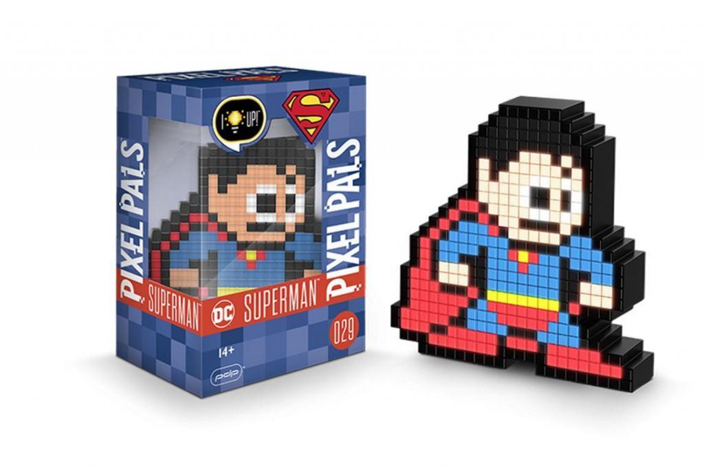 PIXEL PALS Light Up Collectible Figures - Superman