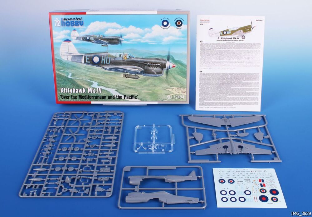 Kittyhawk Mk.IV ���Over the Mediterranean and the Pacific��� 1/72