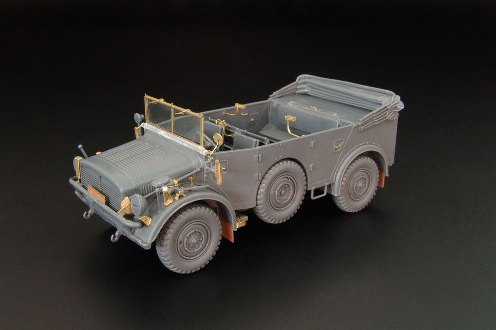 Horch 4x4 Type 1a (TAMIYA)