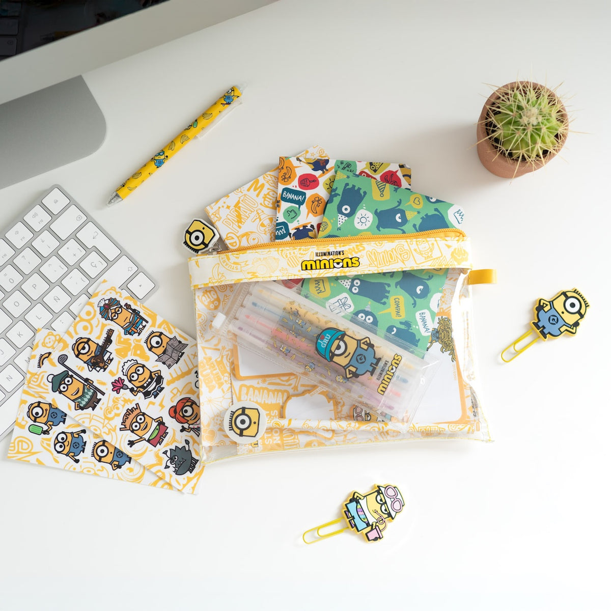 MINIONS - Stationery Set with 3 A6 Notebooks - 10pc.