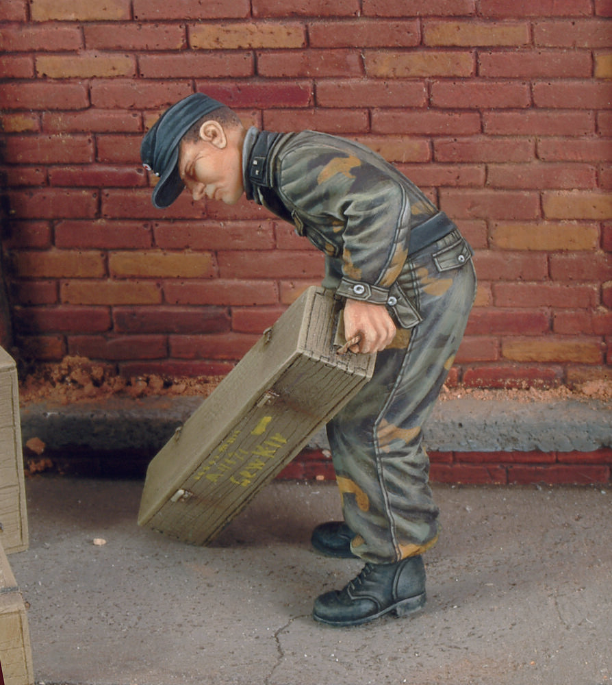 King Tiger crewman with Italian Camouflage