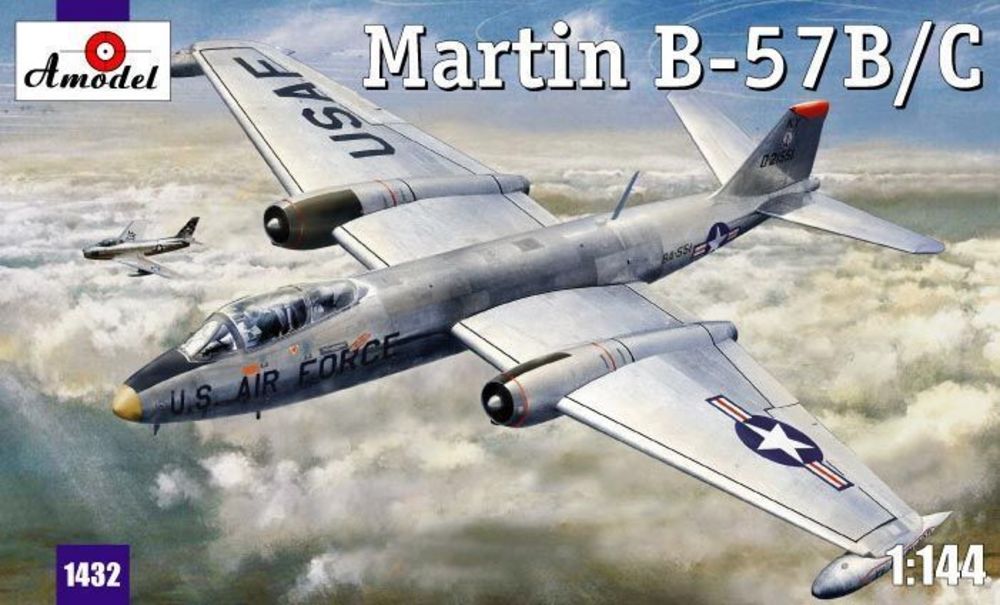 Martin B-57B/C