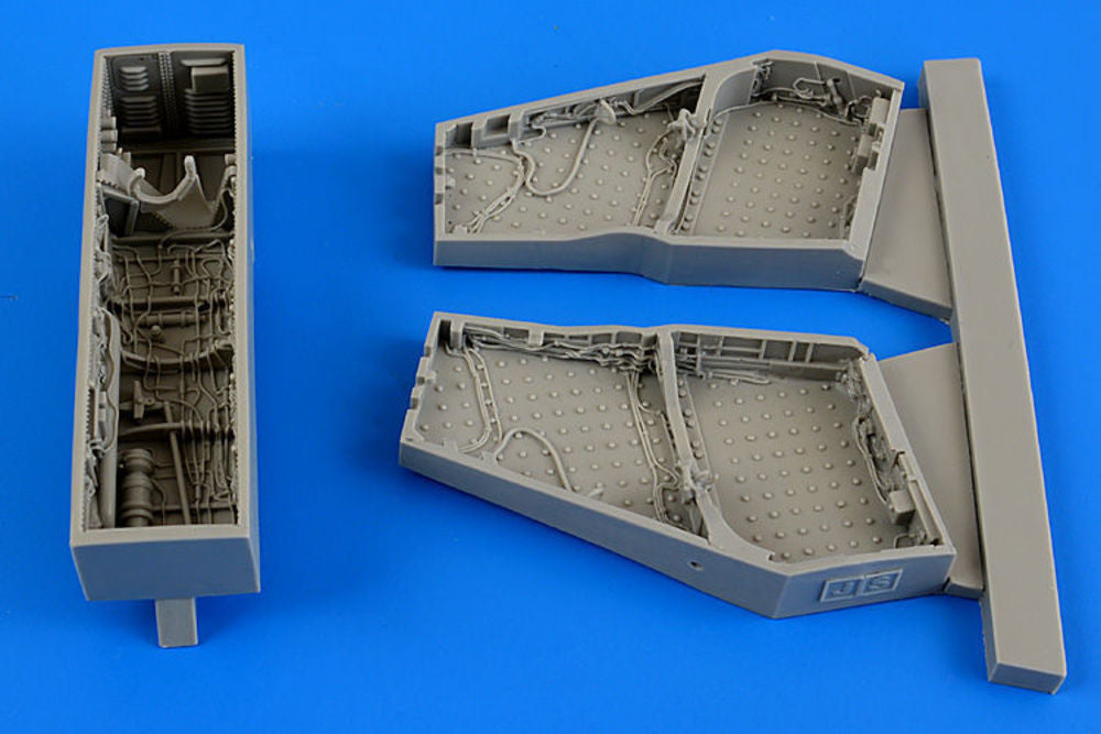 F-4C/D Phantom II wheel bay f.Academy