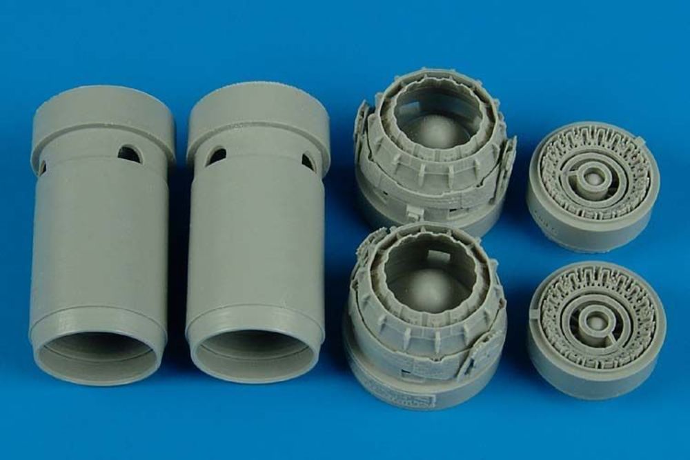 Panavia Tornado exhaust nozzles (HB)