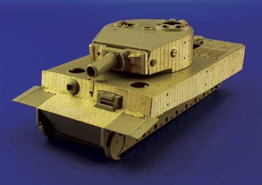 SD.Kfz 181 Tiger I Zimmerit Mid.Production