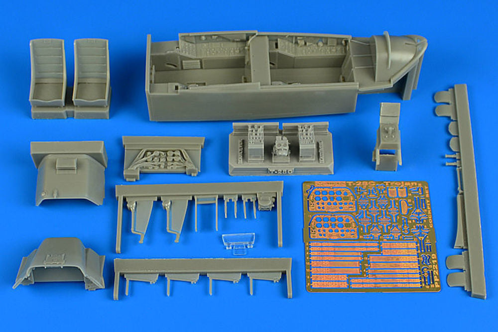 T-28C Trojan cockpit set for Kitty Hawk