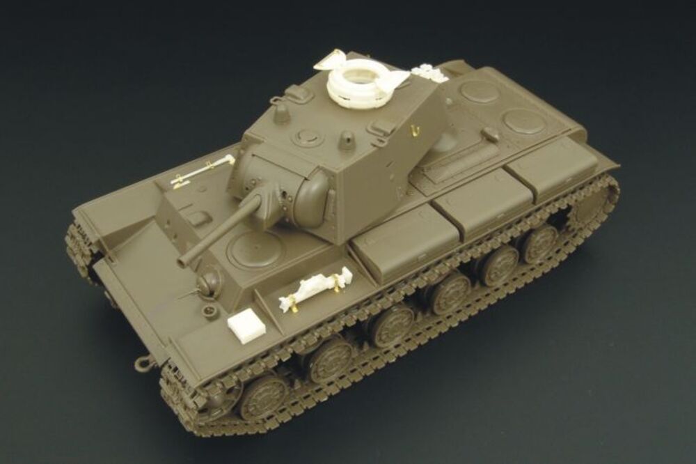 Pz Kpfw KV-I 753 ( r )