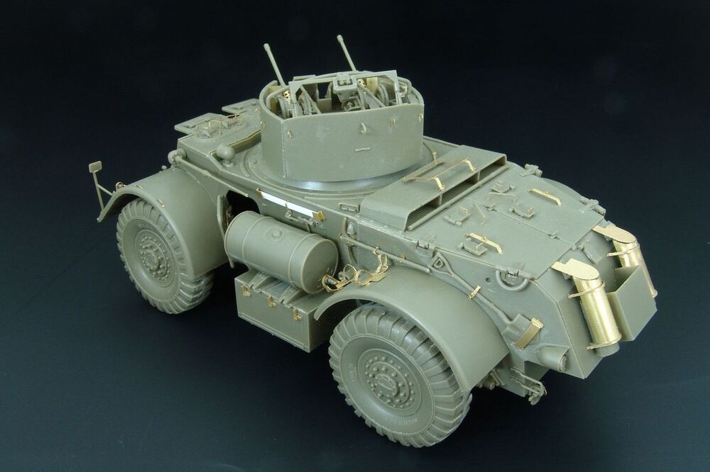 T17E2 AA Staghound