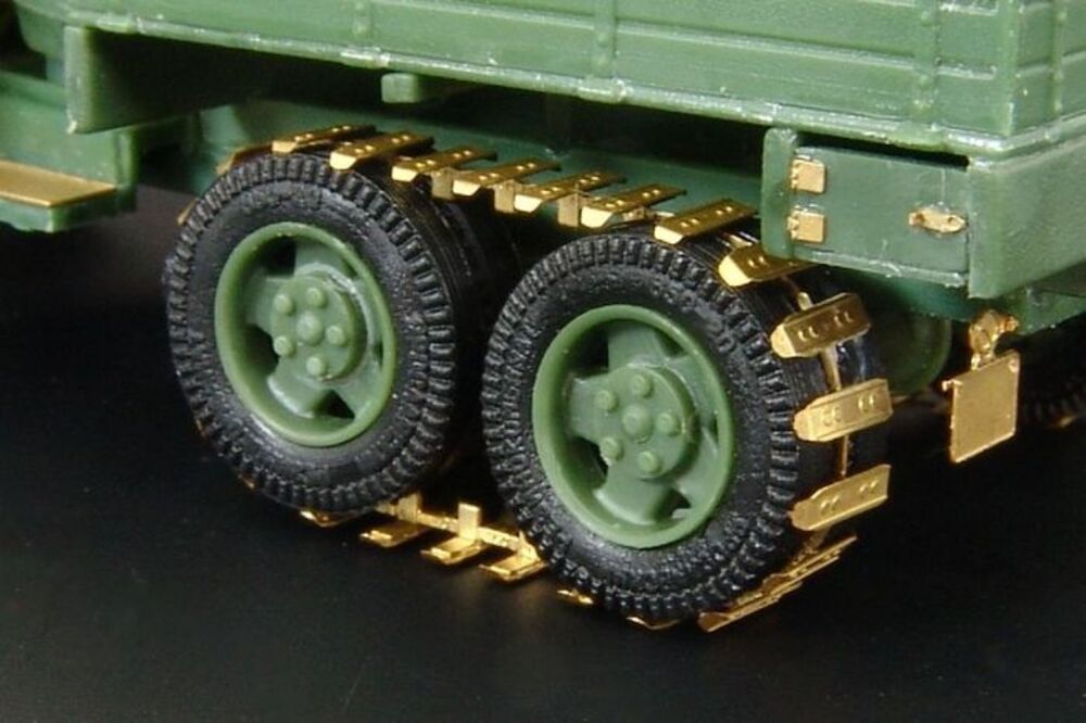 GAZ AAA Tracks (UM models)