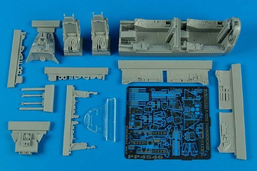 F-105G Thunderchief cockpit set f. MON