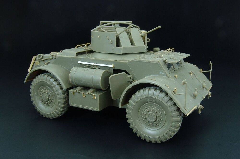 T17E2 AA Staghound