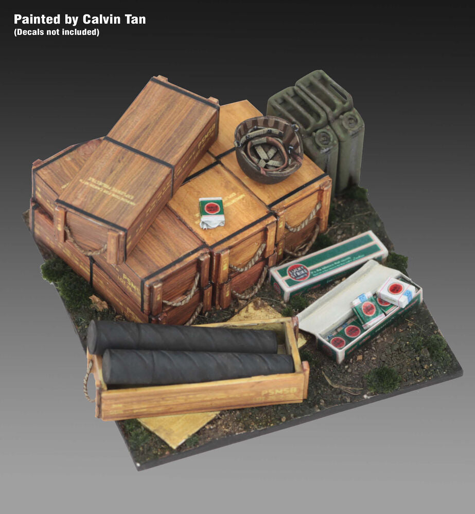 Base with 105 mm Ammo with Cases  cm4x4