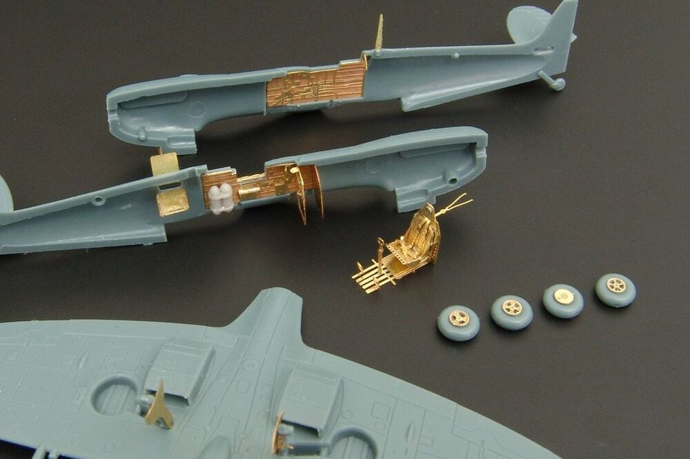 Spitfire Mk IX (Eduard)