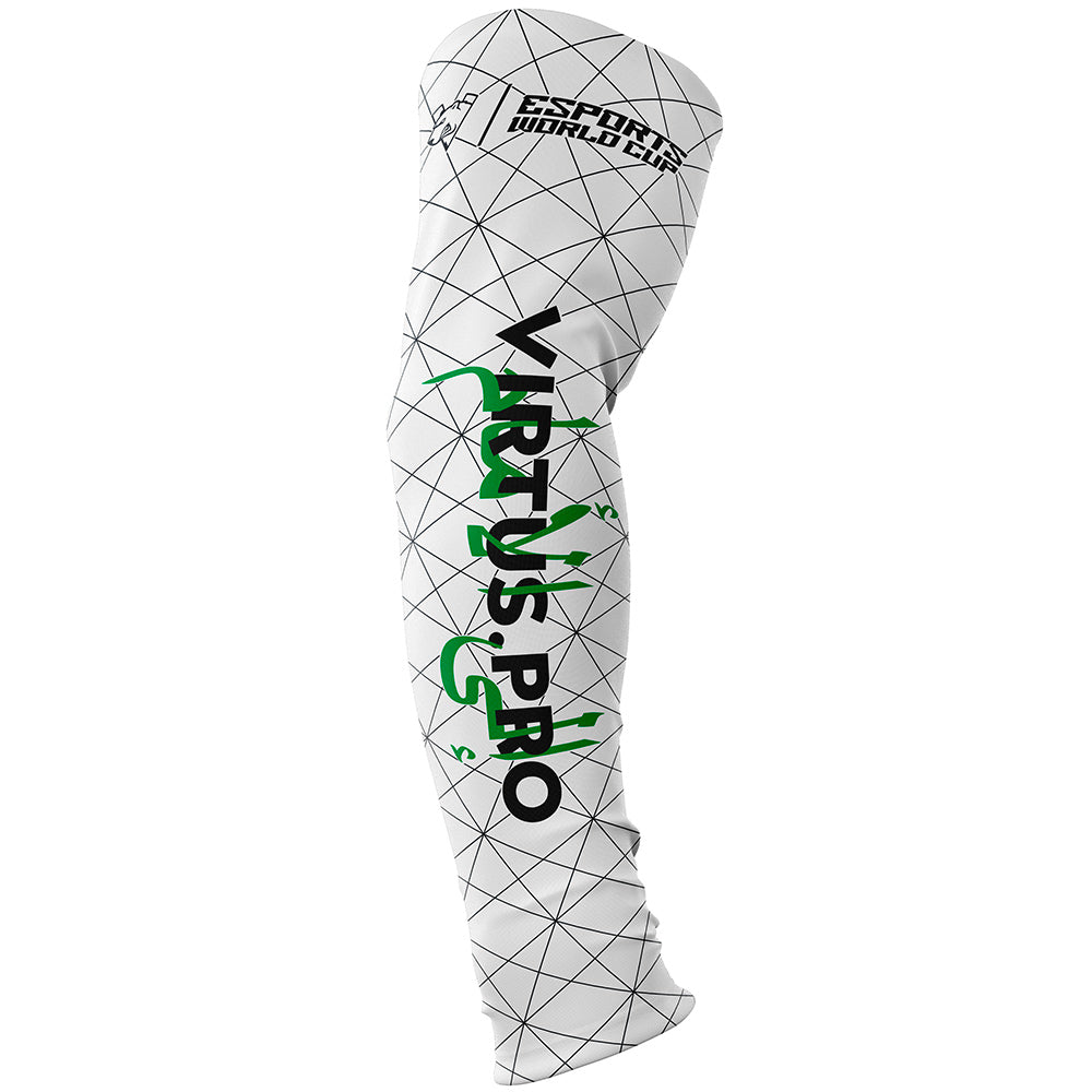 Virtus.pro Esports World Cup 2024 Limited Edition sleeve white, M