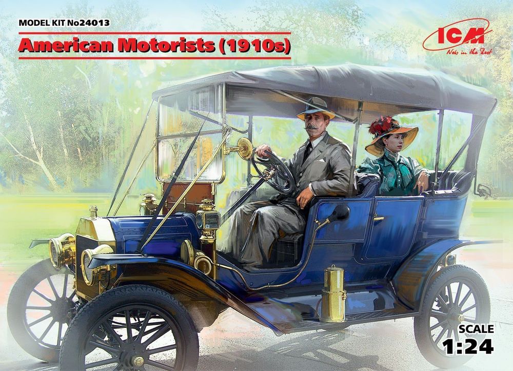 American Motorists (1910s)(1male,1female figures)