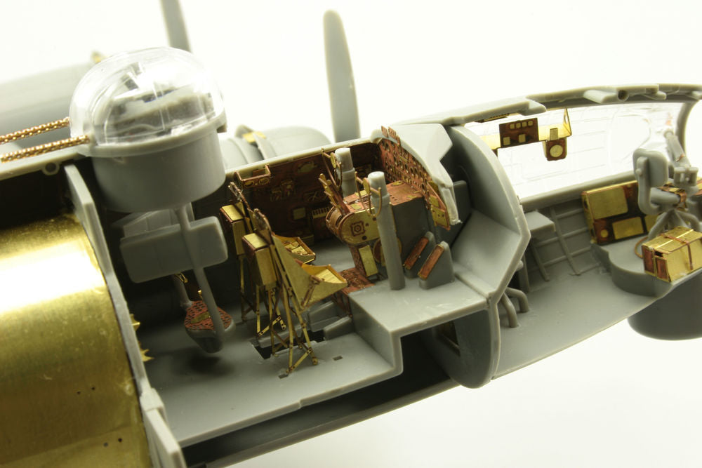 B-17G interior S.A. for Revell