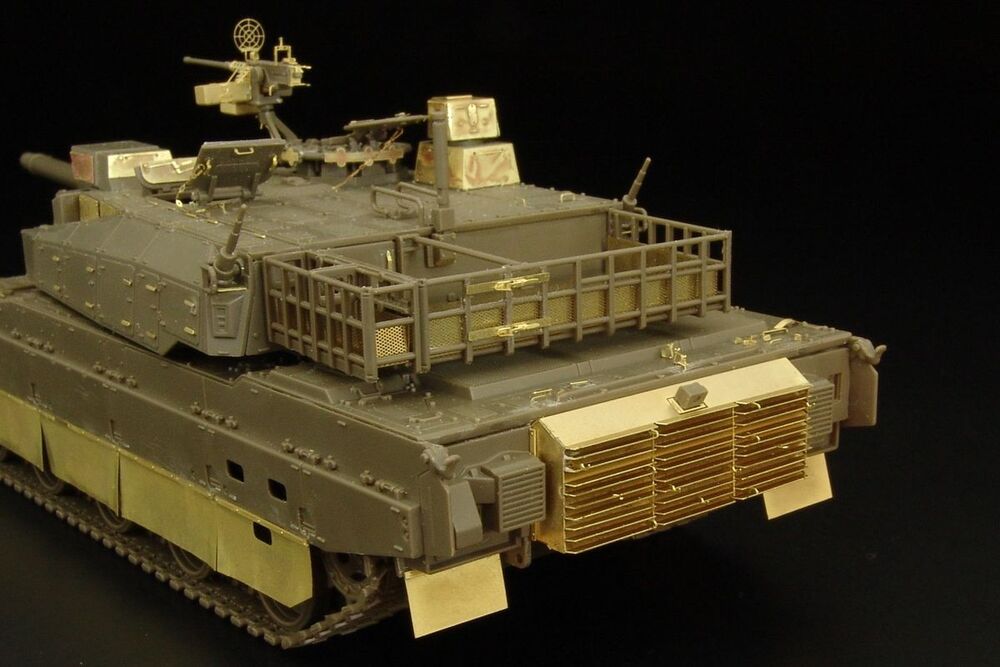 JGSDF TYPE 10 Tank ( Tamiya kit)