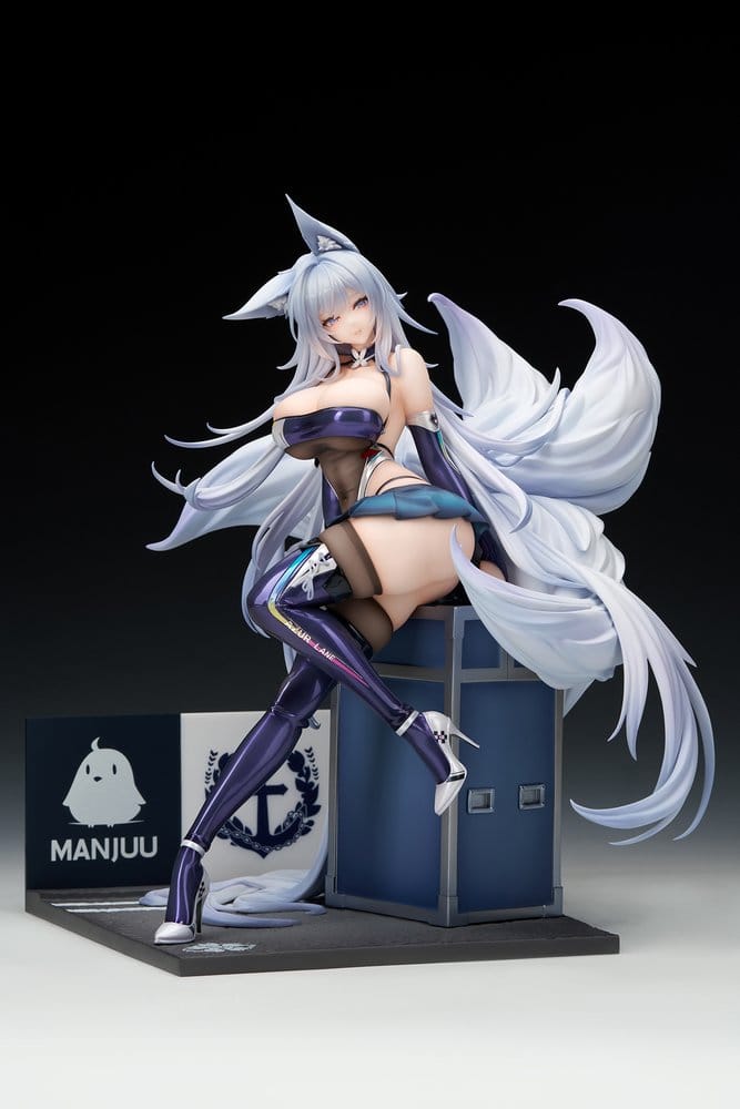 Azur Lane PVC Figure 1/7 Shinano Moonlit Chrome Ver. 25 cm