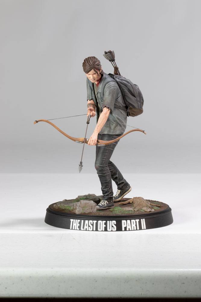 The Last of Us Part II PVC Statue Ellie with Bow 20 cm - Severely damaged packaging